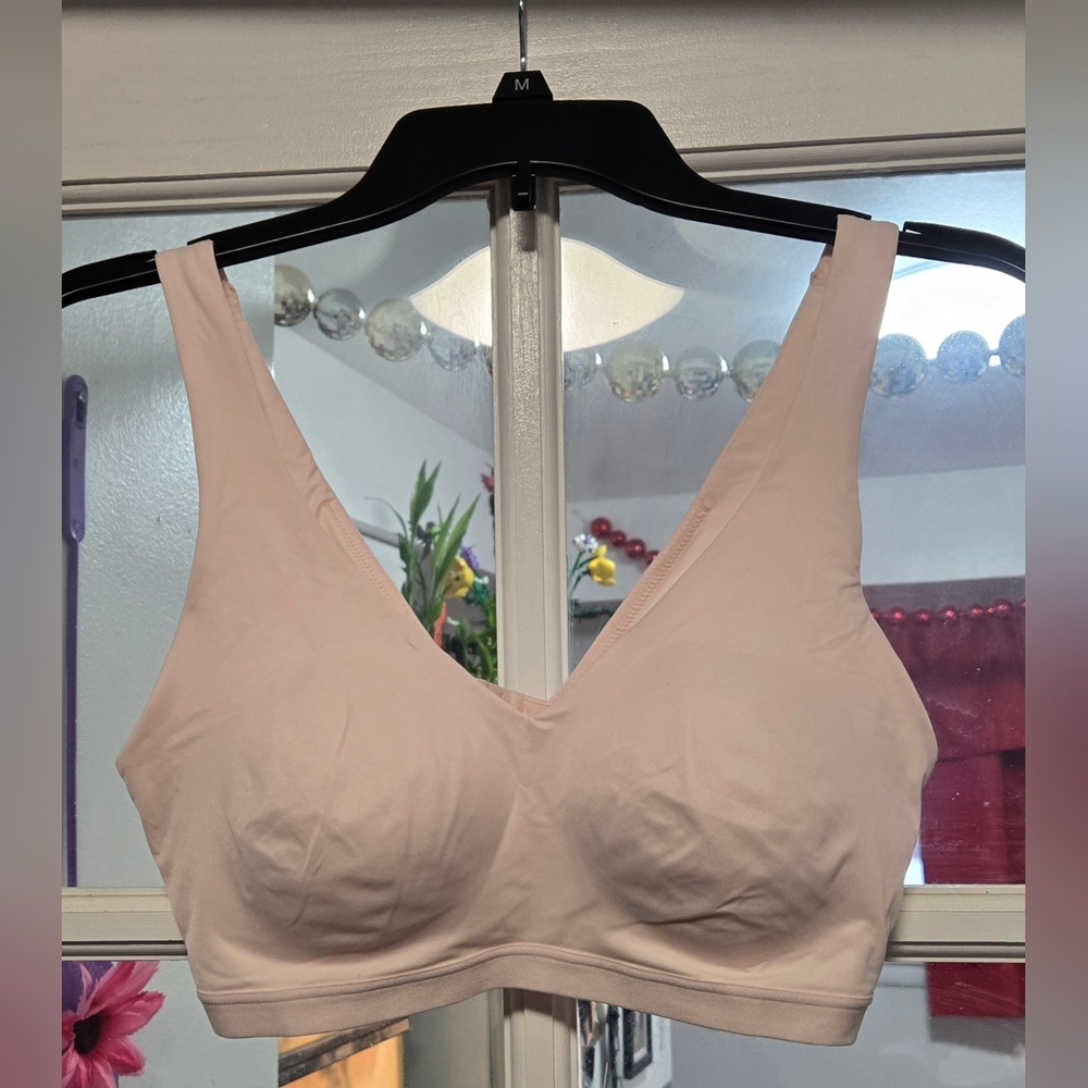 Warners "all you need" Seamless Comfort Bra Soft Pink Wireless RN36543 Medium